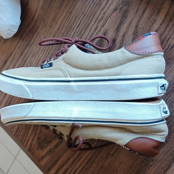 Vans Off the wall Khaki with Aztec print inside, men's 8, women's 9.5 - Picture 6 of 7